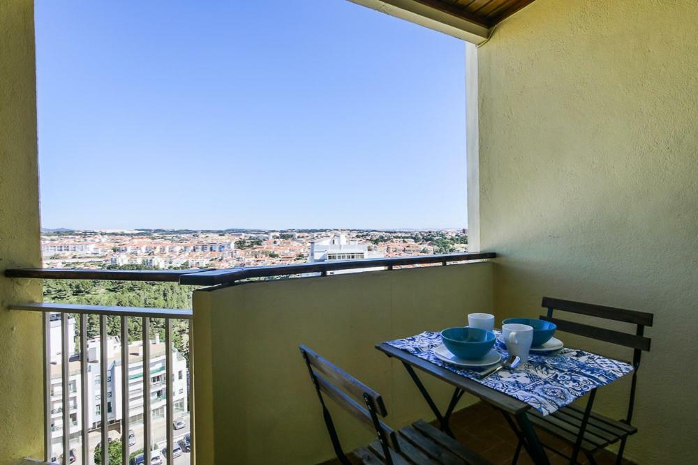 Cozy Studio With Balcony And Beautiful View Apartman Cascais Kültér fotó